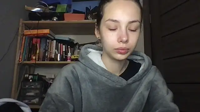 Yuna5343 online show from December 5, 8:27 pm