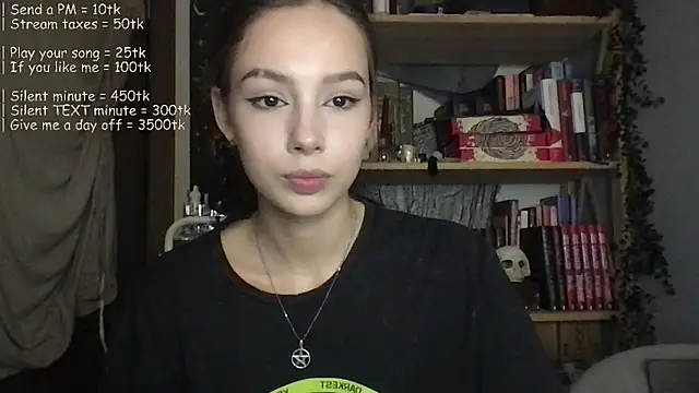 Snapshot of Yuna5343 chatting on May 14, 9:43 pm Yuna5343 online show from May 14, 9:43 pm