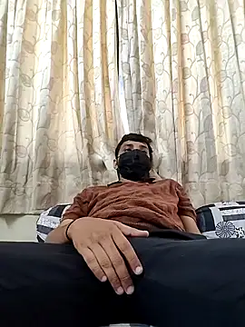 Snapshot of Ritesh08679 chatting on April 26, 6:33 am Ritesh08679 online show from April 26, 6:33 am