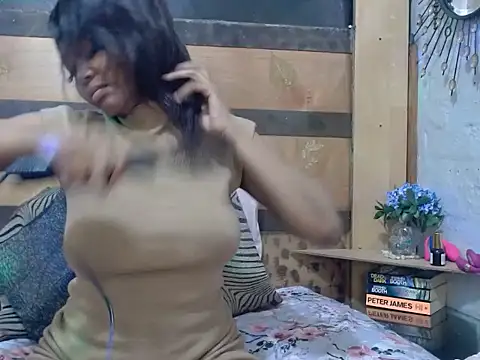 Juicy Candy-Reloaded online show from December 15, 8:24 pm