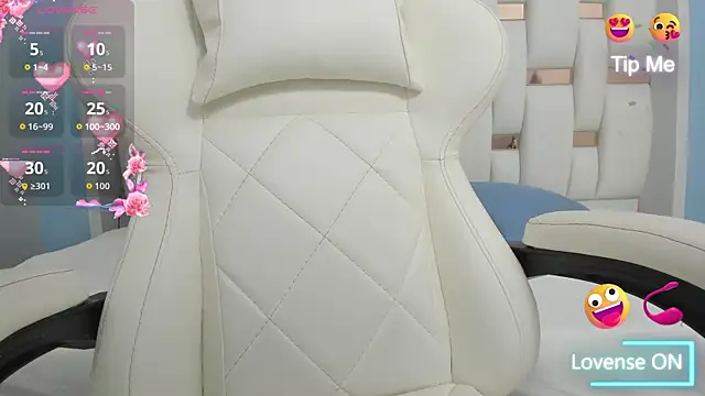 Snapshot of Katalina_red chatting on September 10, 7:36 pm Katalina red online show from September 10, 7:36 pm