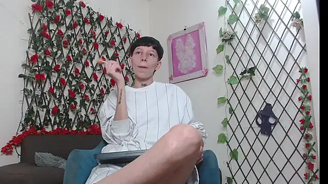 LiamBrown09 online show from April 30, 7:20 pm
