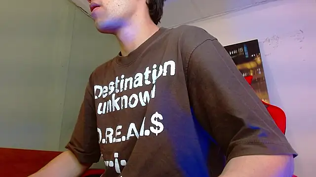 Snapshot of alexgiraldo__ chatting on July 19, 1:26 pm alexgiraldo online show from July 19, 1:26 pm