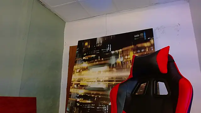 Snapshot of alexgiraldo__ chatting on July 29, 2:48 pm alexgiraldo online show from July 29, 2:48 pm