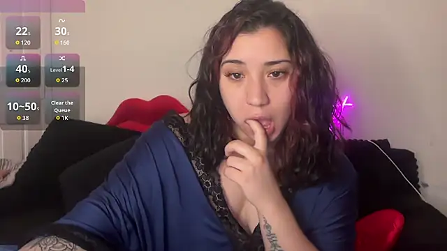 nina lovez online show from February 5, 3:05 pm