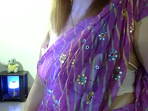 Snapshot of rekha_1508 chatting on June 13, 4:05 pm rekha 1508 online show from June 13, 4:05 pm