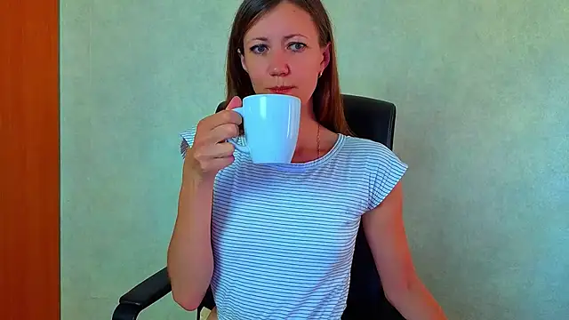 Bom Mia Bom online show from June 25, 2:55 am
