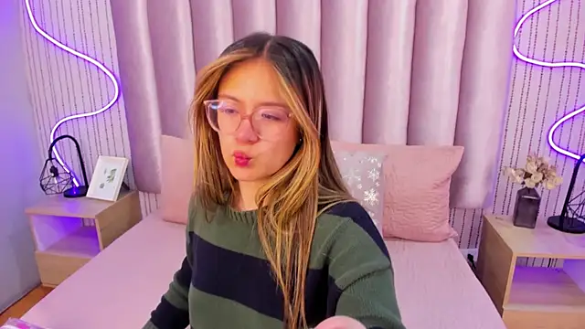 SamanthaPeachss online show from November 12, 11:43 am