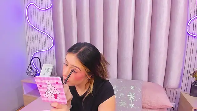 SamanthaPeachss online show from November 24, 12:05 pm