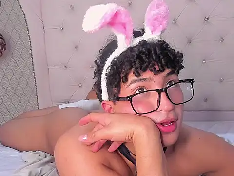 Valentin0 3 online show from November 4, 7:13 pm