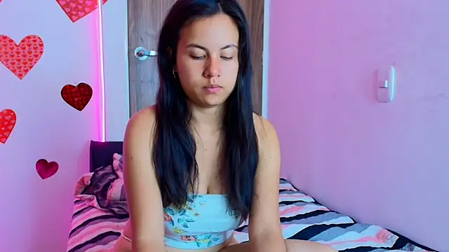 Snapshot of mady_gh chatting on October 2, 5:14 am mady gh online show from October 2, 5:14 am