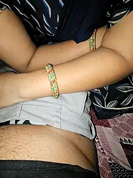 Snapshot of indianhotwife639 chatting on November 21, 5:22 pm indianhotwife639 online show from November 21, 5:22 pm