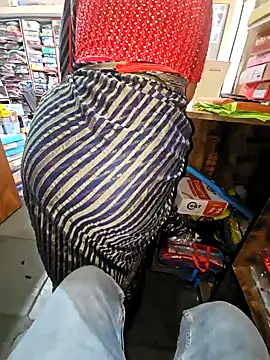 Snapshot of indianhotwife639 chatting on December 4, 4:55 am indianhotwife639 online show from December 4, 4:55 am