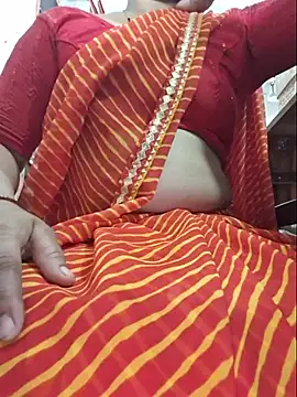 Snapshot of indianhotwife639 chatting on August 4, 6:05 am indianhotwife639 online show from August 4, 6:05 am
