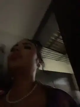 MaddyGray  online show from December 4, 7:17 am