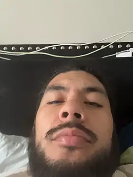 Snapshot of Bbrn69official chatting on October 11, 9:02 pm Bbrn69official online show from October 11, 9:02 pm