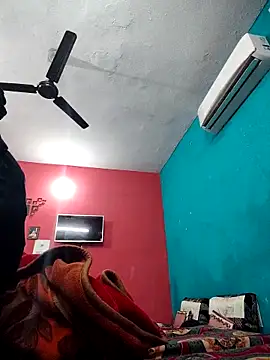 Snapshot of mannu11223 chatting on December 18, 5:52 pm mannu11223 online show from December 18, 5:52 pm