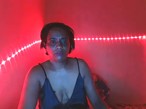 Snapshot of ZARIA-VIXEN chatting on February 11, 10:26 pm ZARIA-VIXEN online show from February 11, 10:26 pm