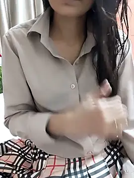 Shalu G online show from February 1, 7:18 am