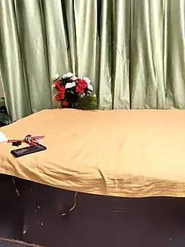 Shalu G online show from May 1, 2:43 pm