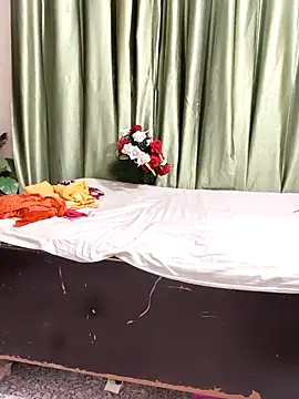 Snapshot of Shalu_G chatting on May 19, 3:13 am Shalu G online show from May 19, 3:13 am