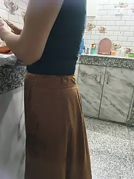 Snapshot of Shalu_G chatting on July 25, 2:58 pm Shalu G online show from July 25, 2:58 pm