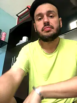 Snapshot of Alexitho25 chatting on September 16, 7:04 pm Alexitho25 online show from September 16, 7:04 pm