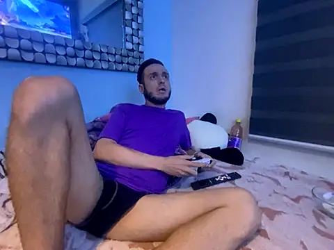 Snapshot of Alexitho25 chatting on September 30, 9:03 am Alexitho25 online show from September 30, 9:03 am