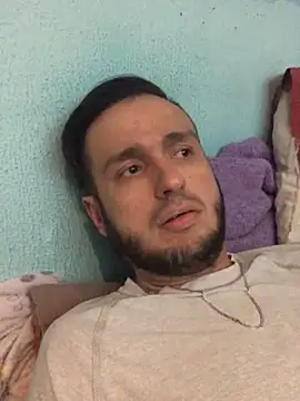 Snapshot of Alexitho25 chatting on October 1, 10:32 am Alexitho25 online show from October 1, 10:32 am