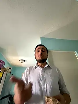 Snapshot of Alexitho25 chatting on October 17, 10:12 pm Alexitho25 online show from October 17, 10:12 pm