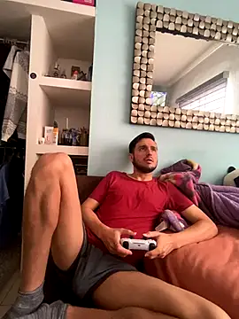 Snapshot of Alexitho25 chatting on December 2, 9:10 pm Alexitho25 online show from December 2, 9:10 pm