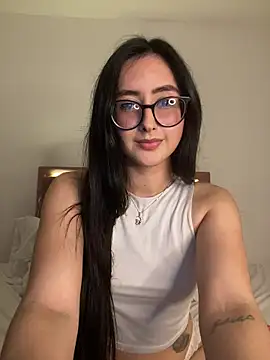 Just Isaa online show from November 27, 1:40 am