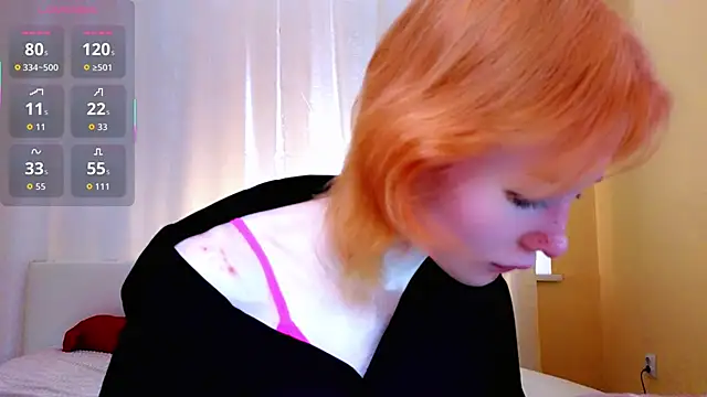 Snapshot of Kiara_Dream chatting on June 16, 9:39 pm Kiara Dream online show from June 16, 9:39 pm
