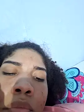 Snapshot of madelene chatting on January 1, 8:24 am madelene online show from January 1, 8:24 am