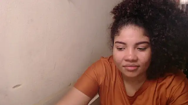 Snapshot of madelene chatting on June 14, 4:03 am madelene online show from June 14, 4:03 am
