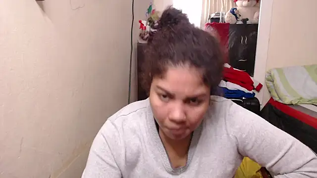 Snapshot of madelene chatting on June 19, 3:11 am madelene online show from June 19, 3:11 am