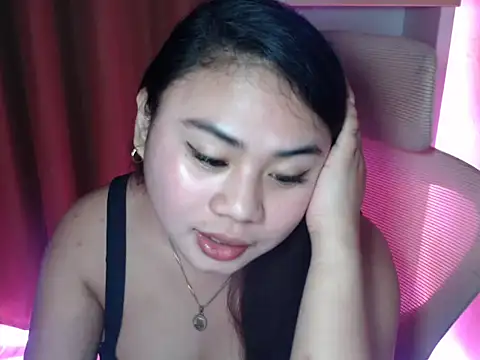Snapshot of Annafoxy2xx chatting on May 5, 12:46 pm Annafoxy2xx online show from May 5, 12:46 pm