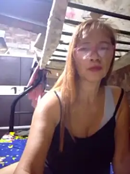 SexyHottMom online show from December 3, 1:09 pm