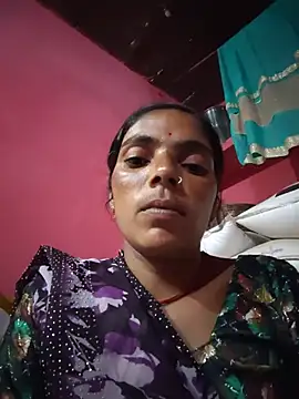 Snapshot of Sonam_mehta chatting on May 28, 5:21 pm Sonam mehta online show from May 28, 5:21 pm
