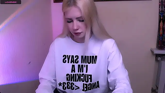 AliceHotty  online show from February 22, 8:57 am