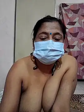 mature mimi online show from February 5, 9:36 am