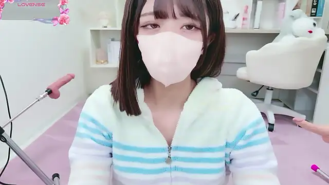 Snapshot of Reina_Fcup chatting on February 22, 3:07 am Reina Fcup online show from February 22, 3:07 am