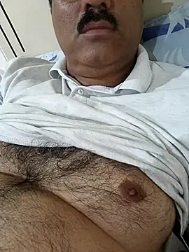 moonflower25 online show from November 4, 9:08 am