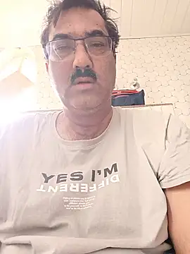 moonflower25 online show from January 16, 4:49 am