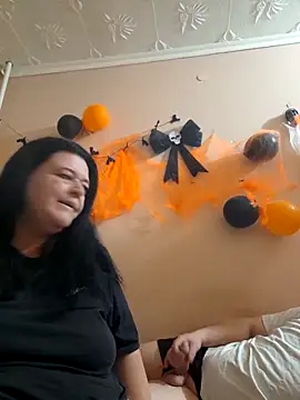 BlacReign online show from October 22, 7:24 pm