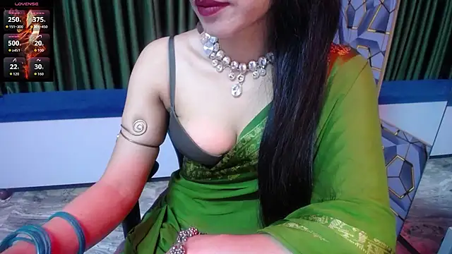 Snapshot of heyy_kiran chatting on June 9, 12:17 pm heyy kiran online show from June 9, 12:17 pm
