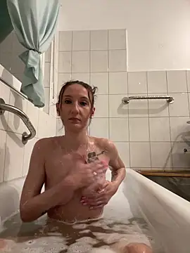 Emilia Mausi online show from November 10, 8:19 pm