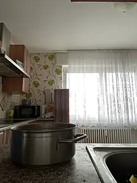 Snapshot of Emilia_Mausi chatting on February 13, 3:19 pm Emilia Mausi online show from February 13, 3:19 pm