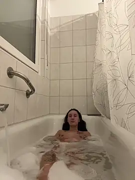 Snapshot of Emilia_Mausi chatting on February 20, 8:42 pm Emilia Mausi online show from February 20, 8:42 pm