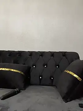 Snapshot of Emilia_Mausi chatting on March 5, 7:54 pm Emilia Mausi online show from March 5, 7:54 pm